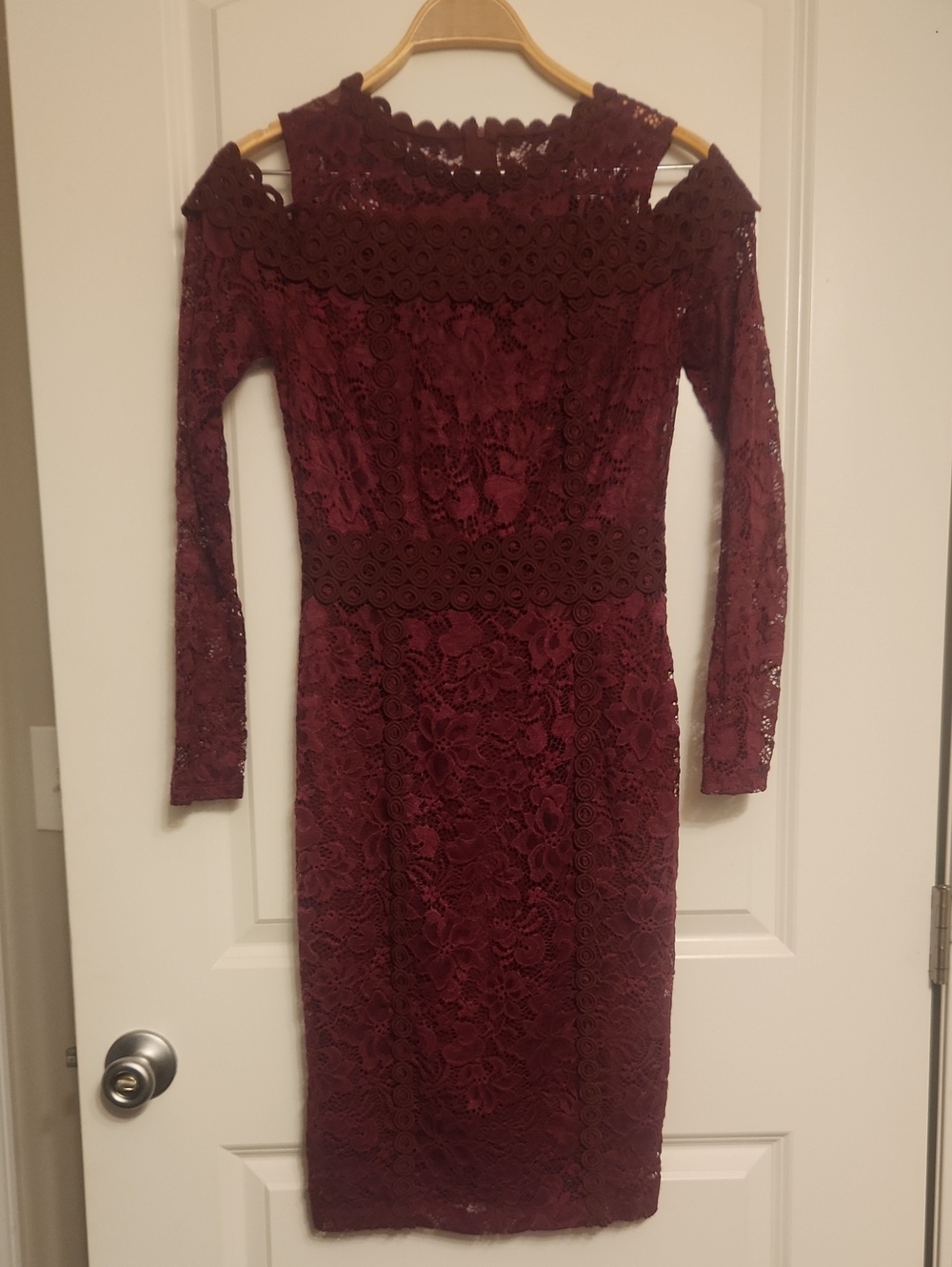 Cold-Shoulder Long Sleeve Lace Dress in Burgundy